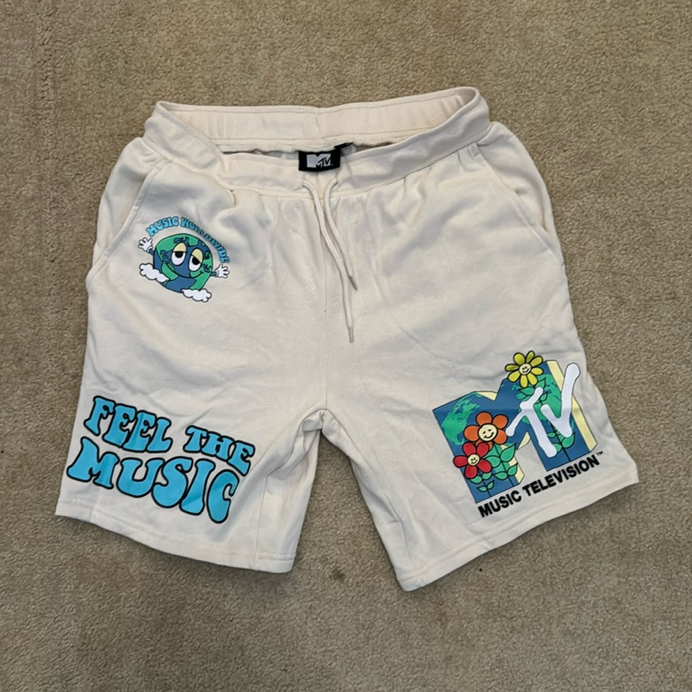 MTV shorts